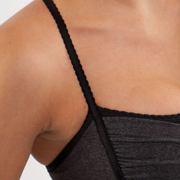 Lululemon Graceful Flow Tank Top Adjustable Strap Shelf Bra Workout Yoga sz 4 - Picture 16 of 17